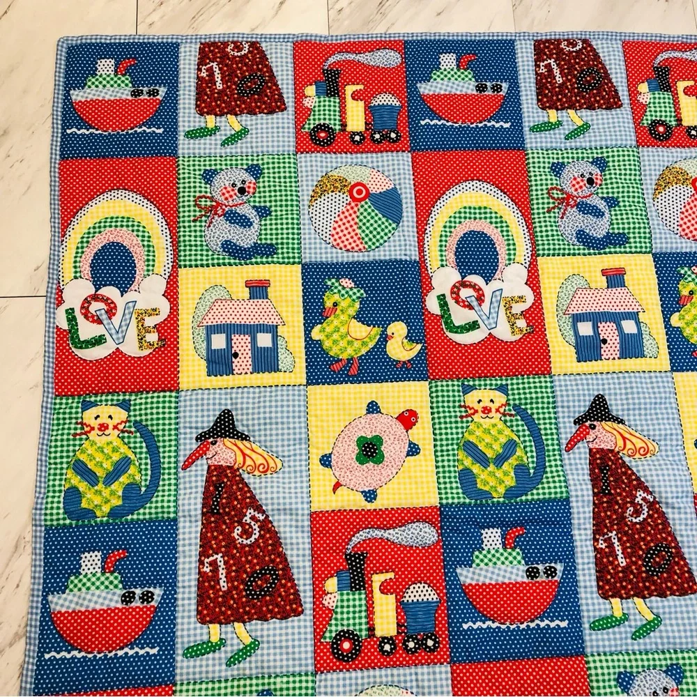 VTG Patchwork Nursery Print Children Baby Quilt Blanket Wall Hanging Farmhouse